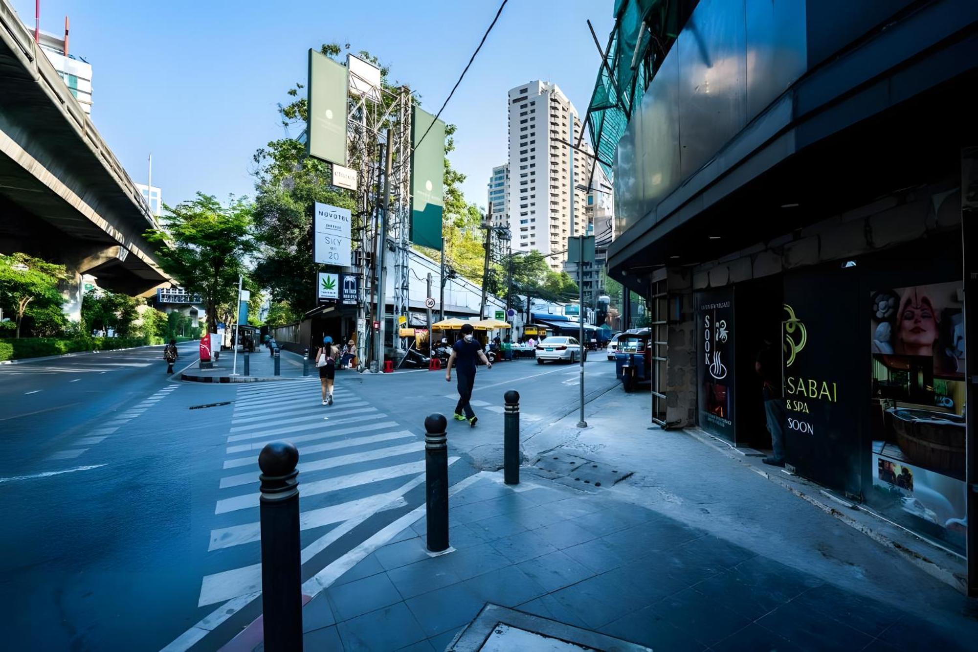 Go Inn Sukhumvit Soi 20 Bts Asok Бангкок Экстерьер фото