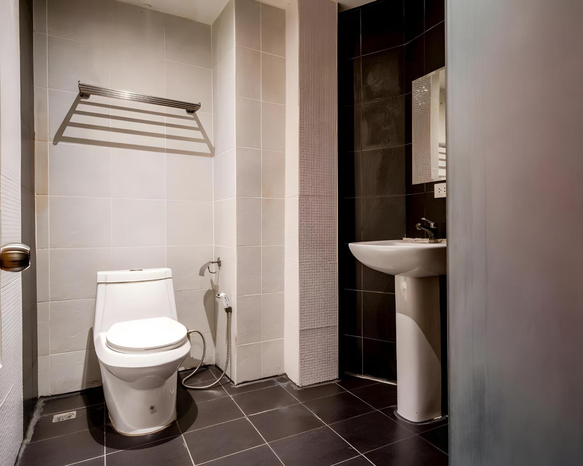Go Inn Sukhumvit Soi 20 Bts Asok Бангкок Экстерьер фото